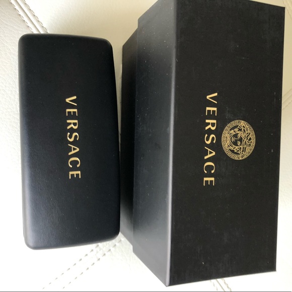 SOLD🎉NEW Gold Versace Hexagon Sunglasses - Picture 7 of 8